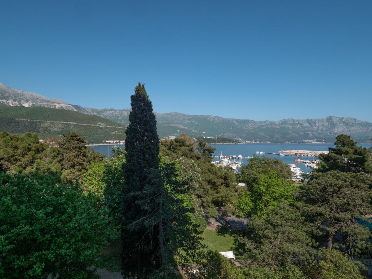 Apartments Garden Azure Budva Zewnętrze zdjęcie